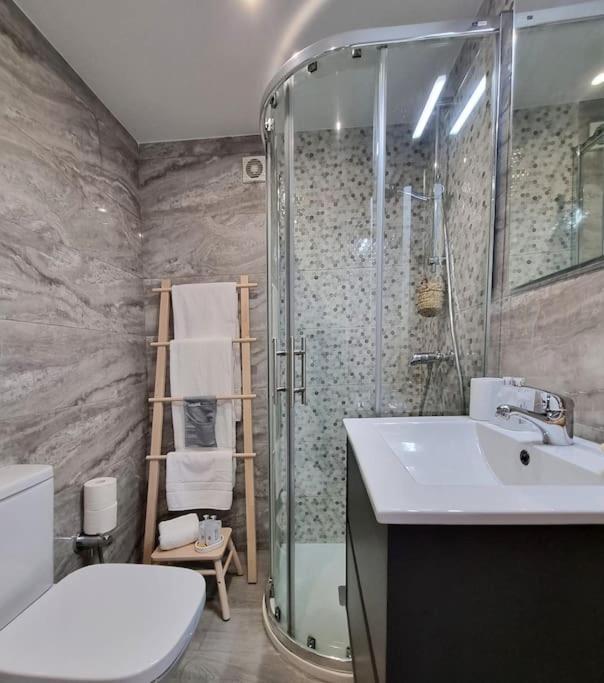 191A Apartamento Centrico Gijón Esterno foto